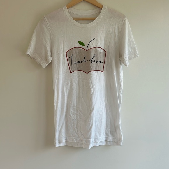 Teach Love x She's the First Graphic Tee - Picture 5 of 8